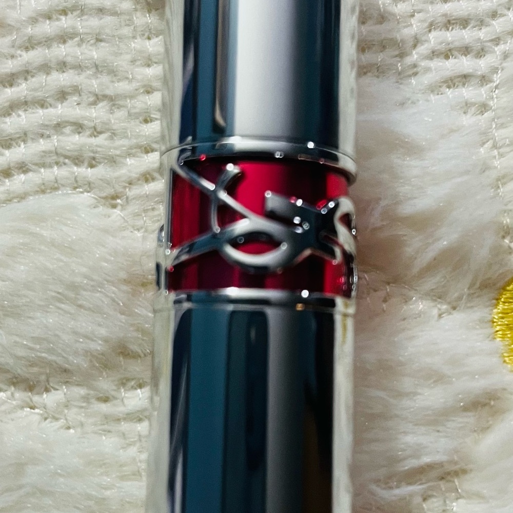 Yves Saint Laurent Rouge Volupté Candy Glaze Balm Shade 3 - Cacao - No Boundary - Picture 2 of 3